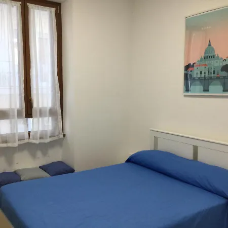 Domusumma Privatunterkunft Rom